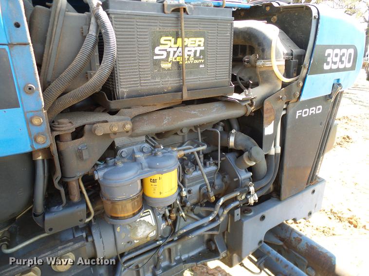 image for item DD1265 1997 New Holland 3930 tractor