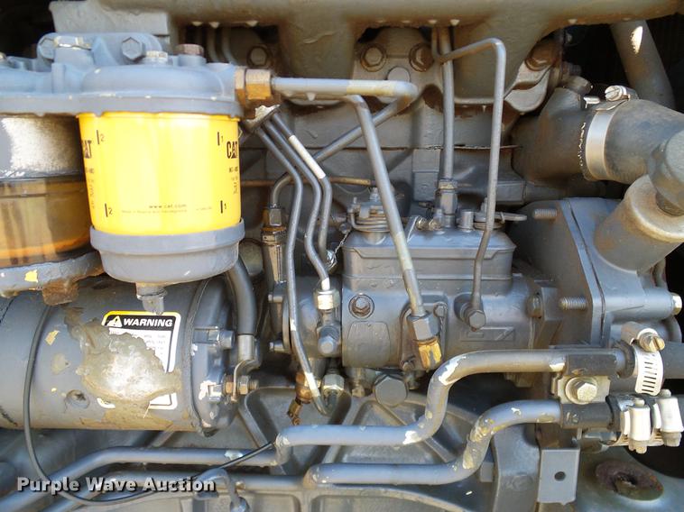 image for item DD1265 1997 New Holland 3930 tractor