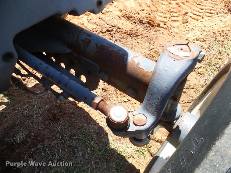 image for item DD1265 1997 New Holland 3930 tractor