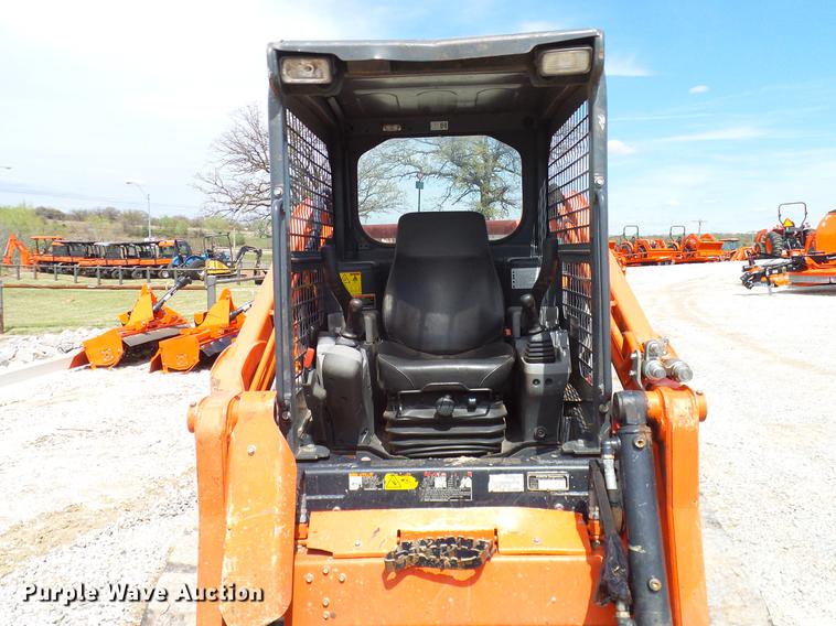 image for item DD1266 2014 Kubota SVL75-2 skid steer