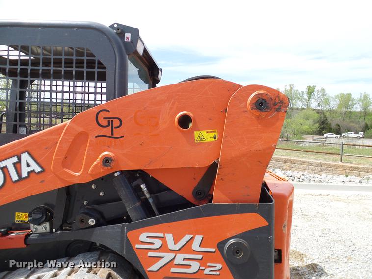 image for item DD1266 2014 Kubota SVL75-2 skid steer
