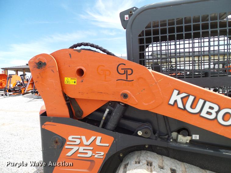 image for item DD1266 2014 Kubota SVL75-2 skid steer