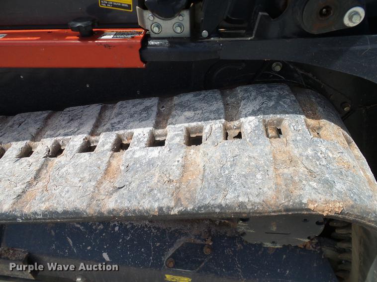 image for item DD1266 2014 Kubota SVL75-2 skid steer