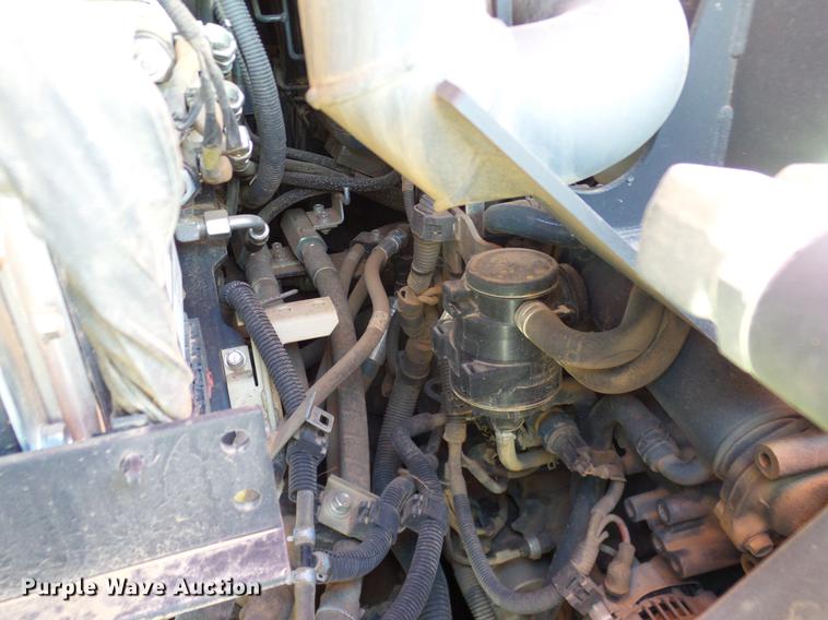 image for item DD1267 2014 Kubota SVL75-2 skid steer