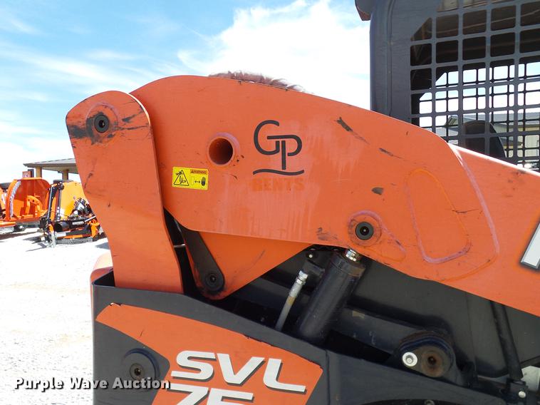 image for item DD1267 2014 Kubota SVL75-2 skid steer