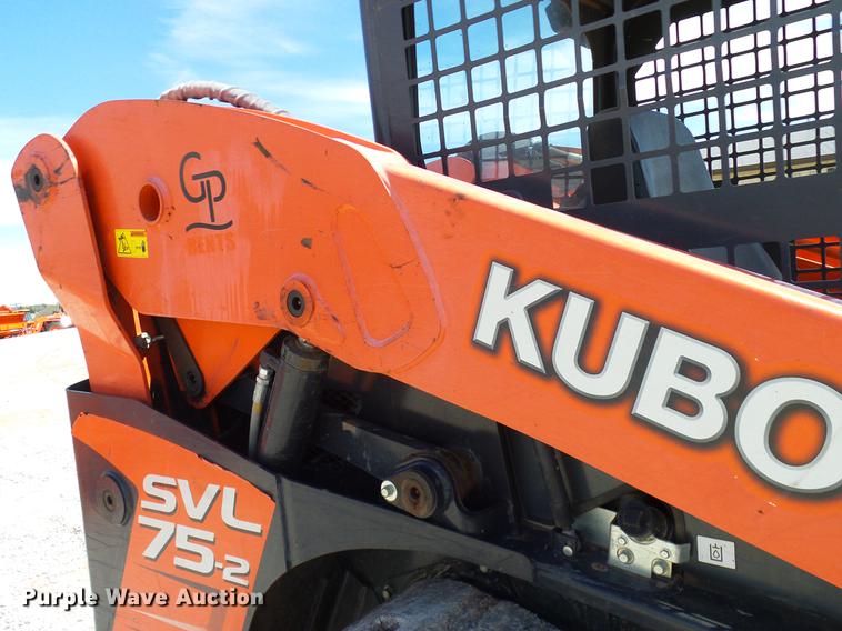 image for item DD1267 2014 Kubota SVL75-2 skid steer