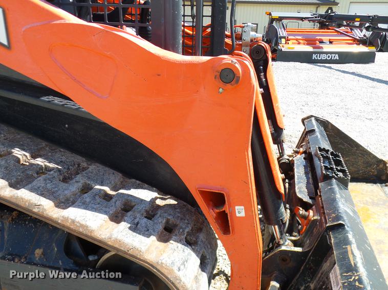 image for item DD1267 2014 Kubota SVL75-2 skid steer