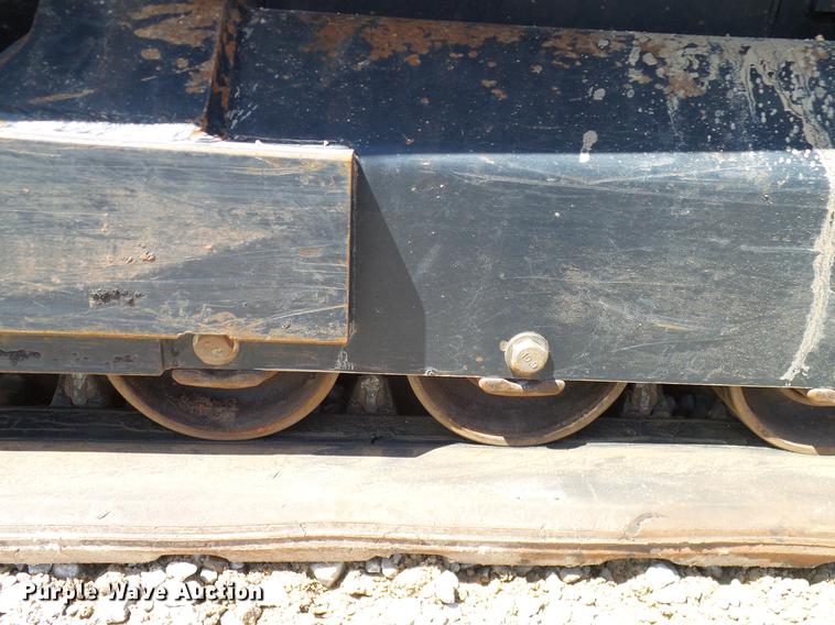 image for item DD1267 2014 Kubota SVL75-2 skid steer