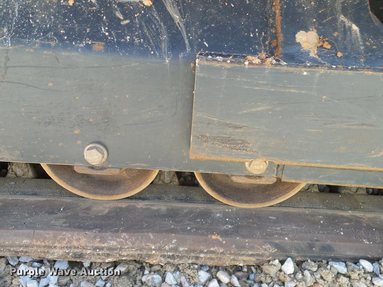 image for item DD1267 2014 Kubota SVL75-2 skid steer