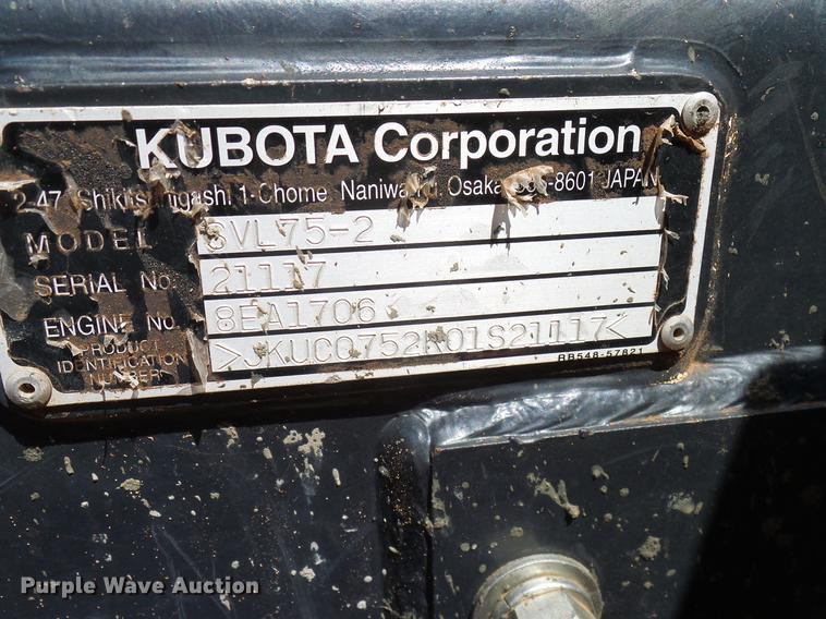 image for item DD1267 2014 Kubota SVL75-2 skid steer