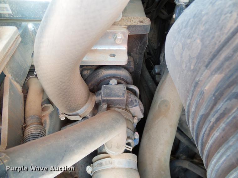 image for item DD1268 2016 Kubota SVL95-2 skid steer