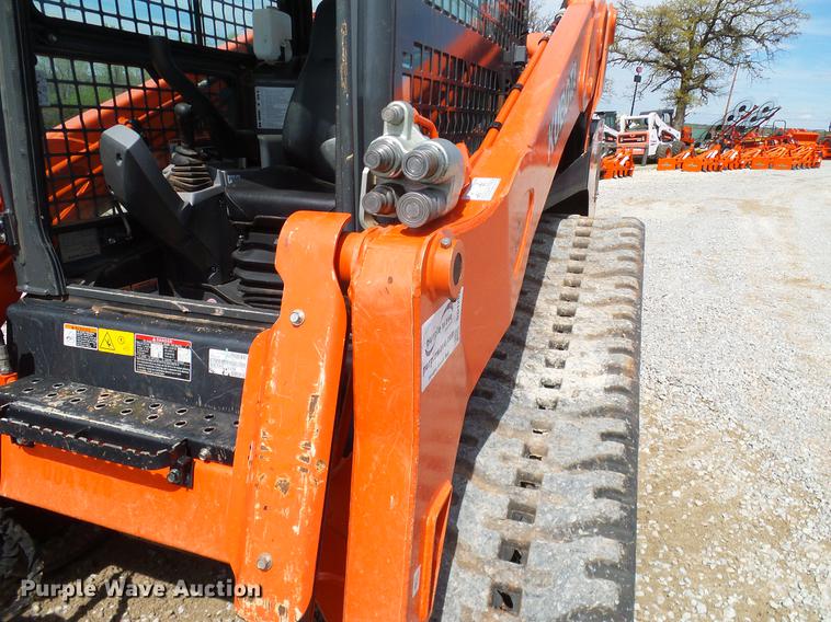 image for item DD1268 2016 Kubota SVL95-2 skid steer