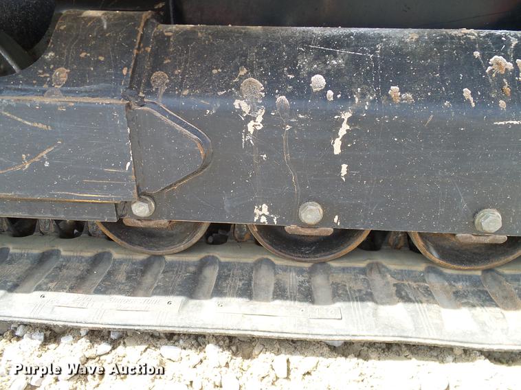 image for item DD1268 2016 Kubota SVL95-2 skid steer