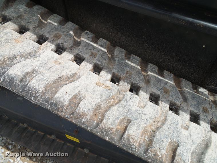 image for item DD1268 2016 Kubota SVL95-2 skid steer