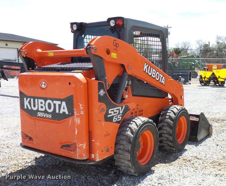 image for item DD1269 2016 Kubota SSV65 skid steer