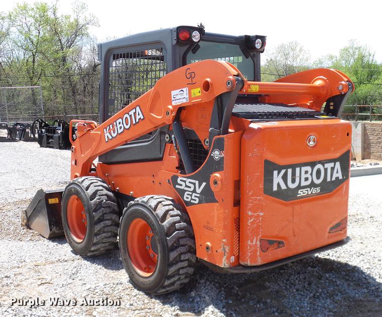 image for item DD1269 2016 Kubota SSV65 skid steer