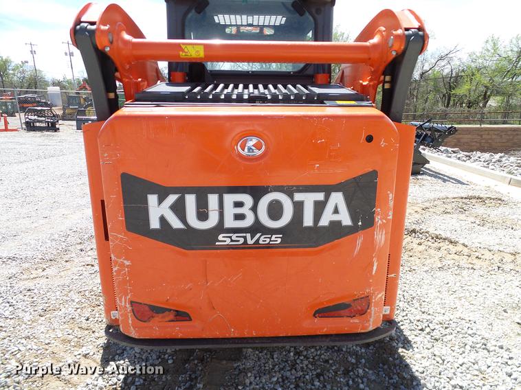 image for item DD1269 2016 Kubota SSV65 skid steer