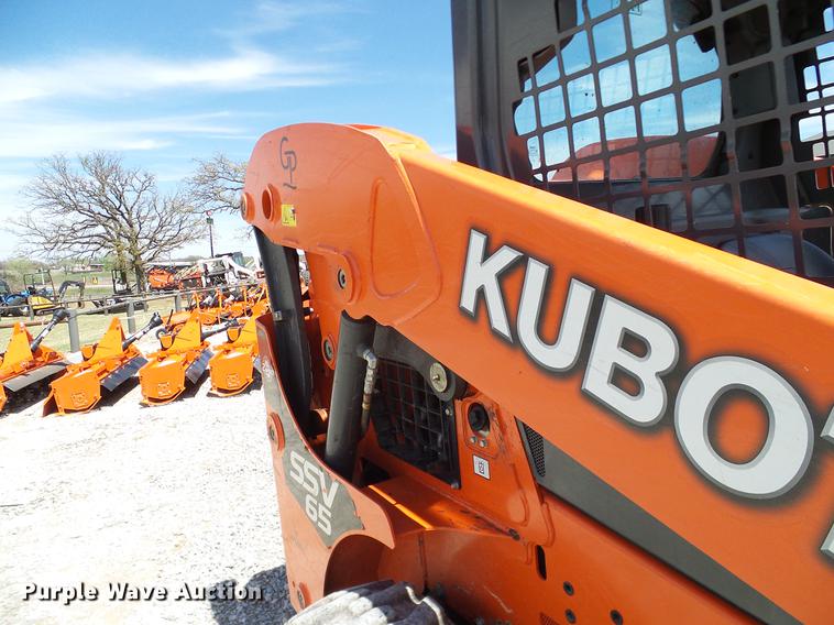 image for item DD1269 2016 Kubota SSV65 skid steer
