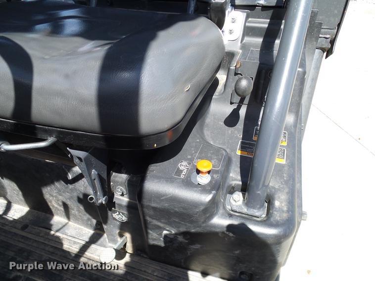 image for item DD1271 2016 Kubota RTVX1140 utility vehicle