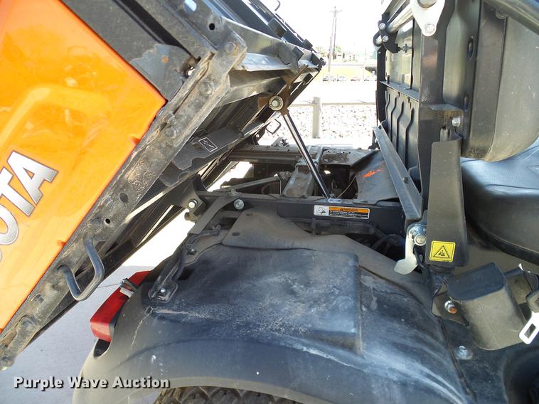 image for item DD1271 2016 Kubota RTVX1140 utility vehicle