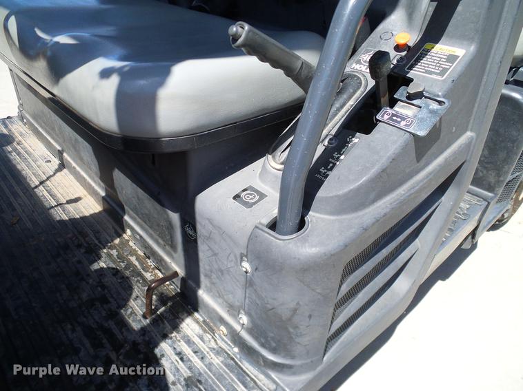 image for item DD1272 2013 Kubota RTV1140CPX utility vehicle