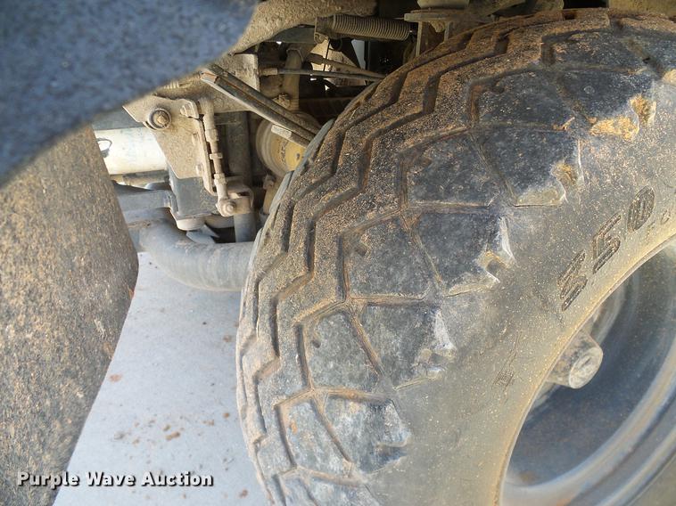 image for item DD1272 2013 Kubota RTV1140CPX utility vehicle