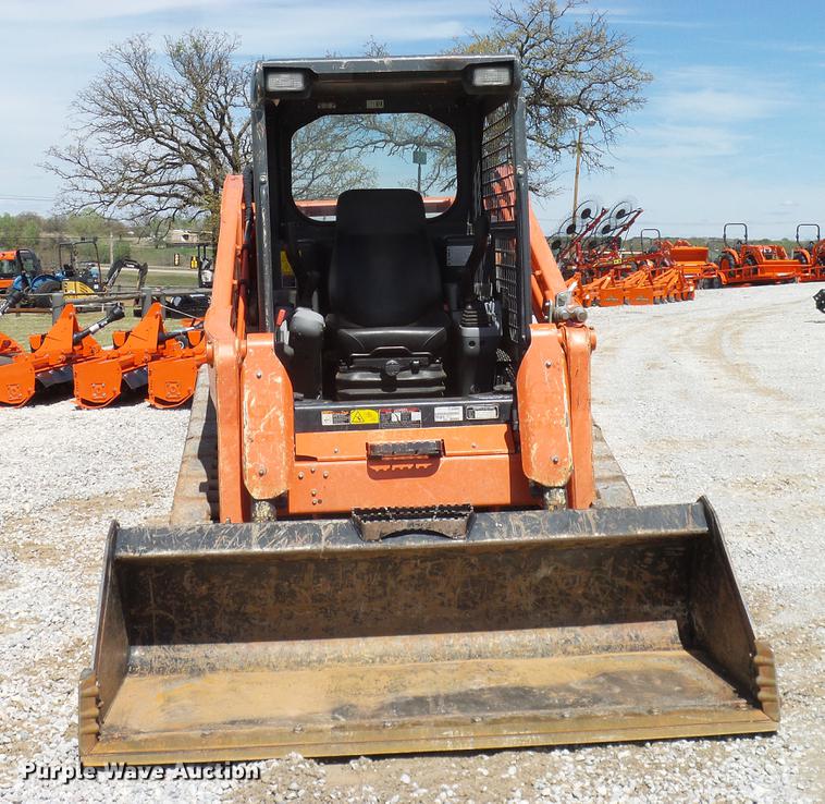 image for item DD1273 2015 Kubota SVL75-2 skid steer