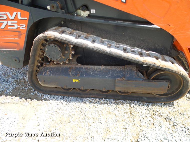image for item DD1273 2015 Kubota SVL75-2 skid steer
