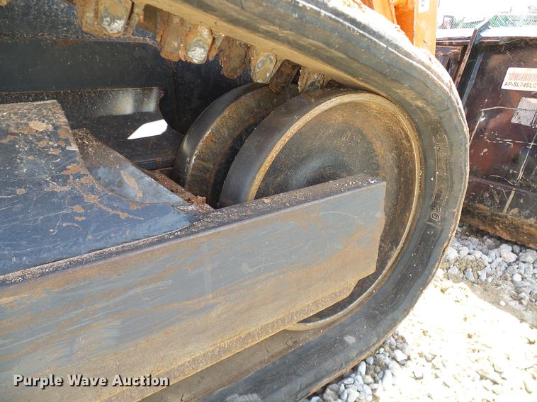 image for item DD1273 2015 Kubota SVL75-2 skid steer