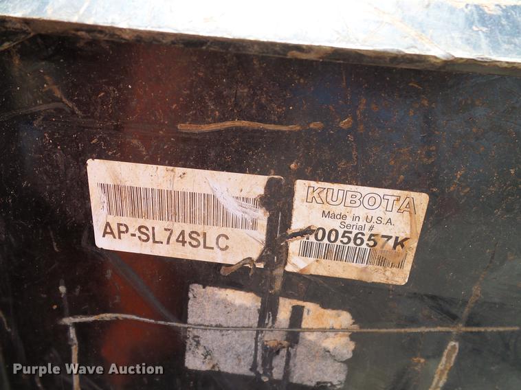 image for item DD1273 2015 Kubota SVL75-2 skid steer