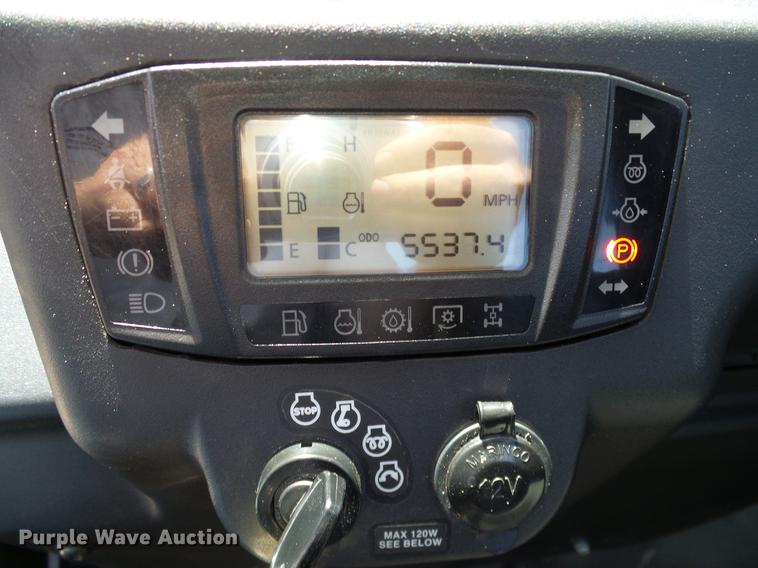 image for item DD1274 2015 Kubota RTV1100C utility vehicle