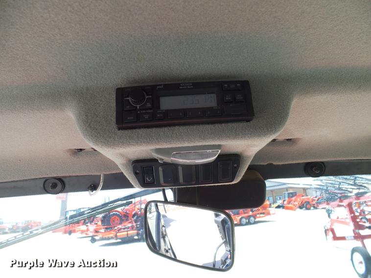 image for item DD1274 2015 Kubota RTV1100C utility vehicle