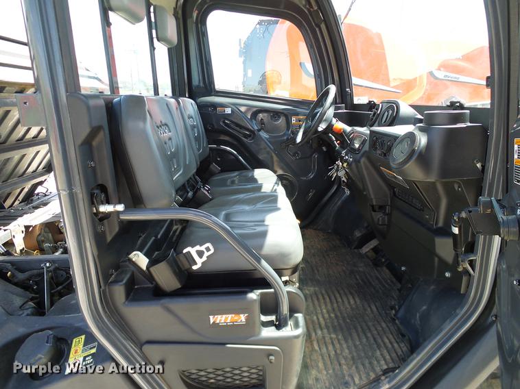 image for item DD1274 2015 Kubota RTV1100C utility vehicle