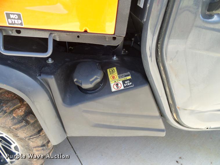 image for item DD1274 2015 Kubota RTV1100C utility vehicle