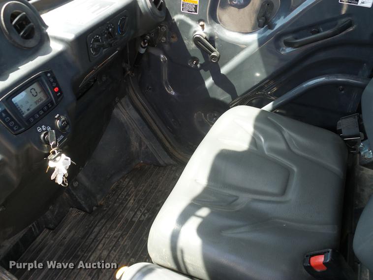 image for item DD1275 2015 Kubota RTV1100C utility vehicle