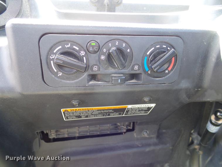 image for item DD1275 2015 Kubota RTV1100C utility vehicle