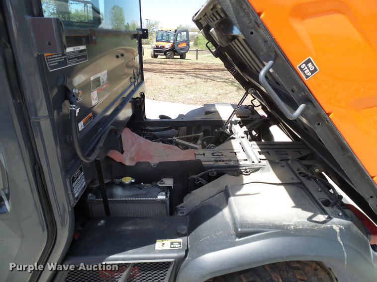 image for item DD1275 2015 Kubota RTV1100C utility vehicle