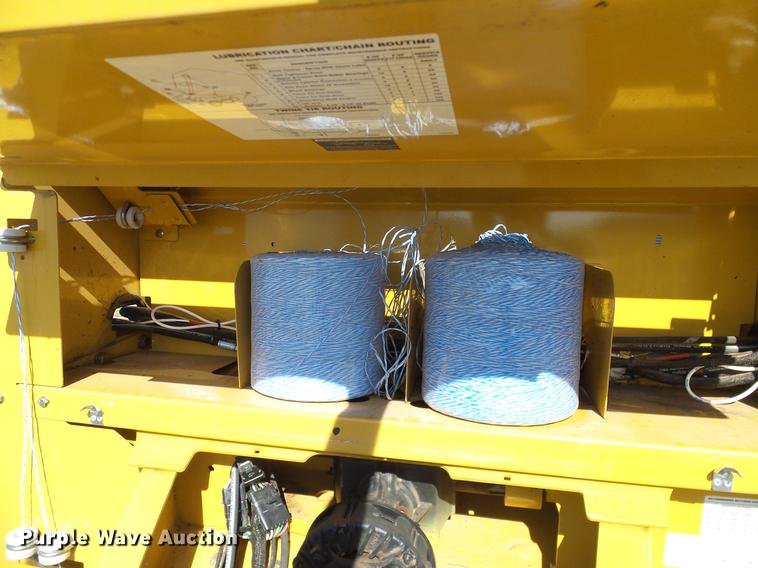 image for item DD1280 2015 Vermeer 6640 Rancher round baler