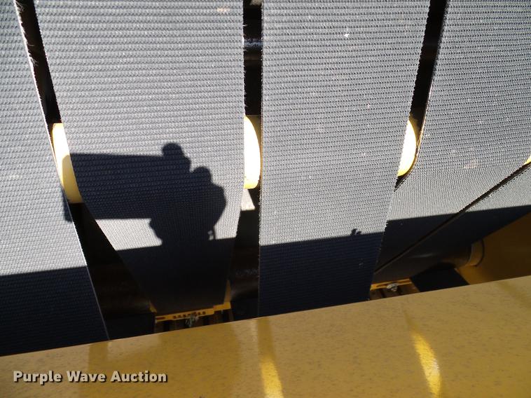 image for item DD1280 2015 Vermeer 6640 Rancher round baler