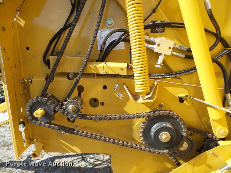 image for item DD1280 2015 Vermeer 6640 Rancher round baler