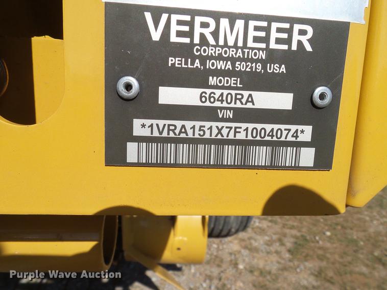 image for item DD1280 2015 Vermeer 6640 Rancher round baler