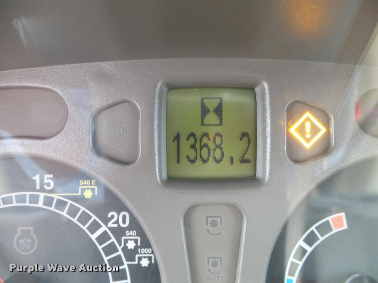 image for item DD1283 2008 Case IH Farmall 105U MFWD tractor