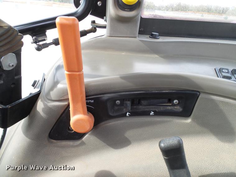 image for item DD1283 2008 Case IH Farmall 105U MFWD tractor