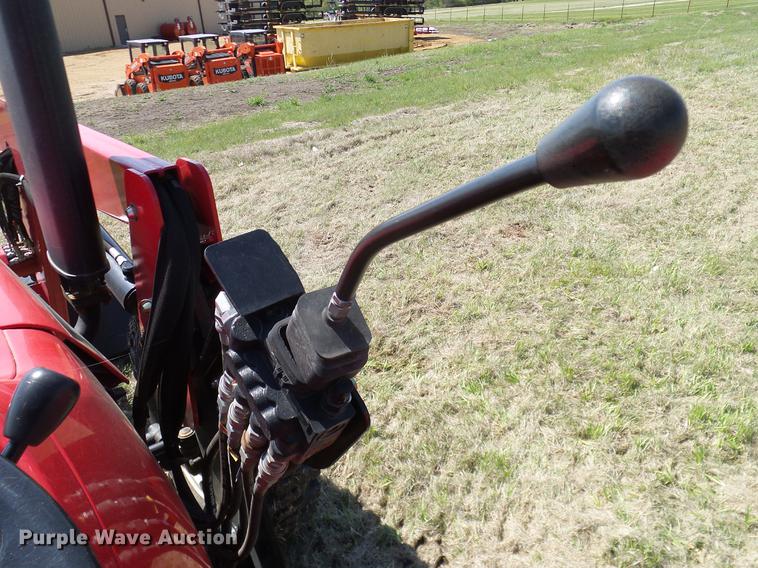 image for item DD1284 2011 Mahindra 5530 MFWD tractor