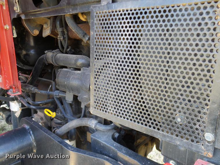 image for item DD1284 2011 Mahindra 5530 MFWD tractor