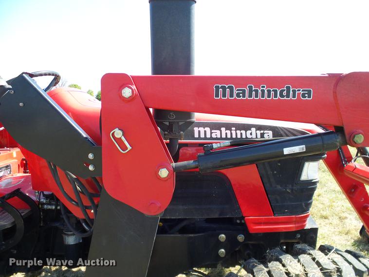 image for item DD1284 2011 Mahindra 5530 MFWD tractor