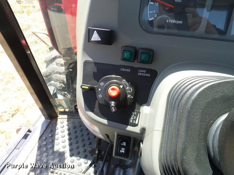 image for item DD1285 2012 Mahindra 5010HST MFWD tractor