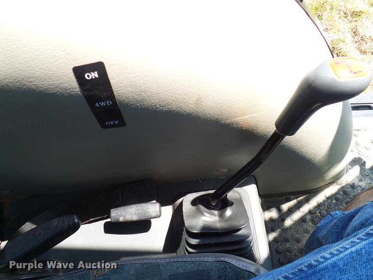 image for item DD1285 2012 Mahindra 5010HST MFWD tractor