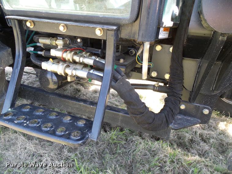 image for item DD1285 2012 Mahindra 5010HST MFWD tractor