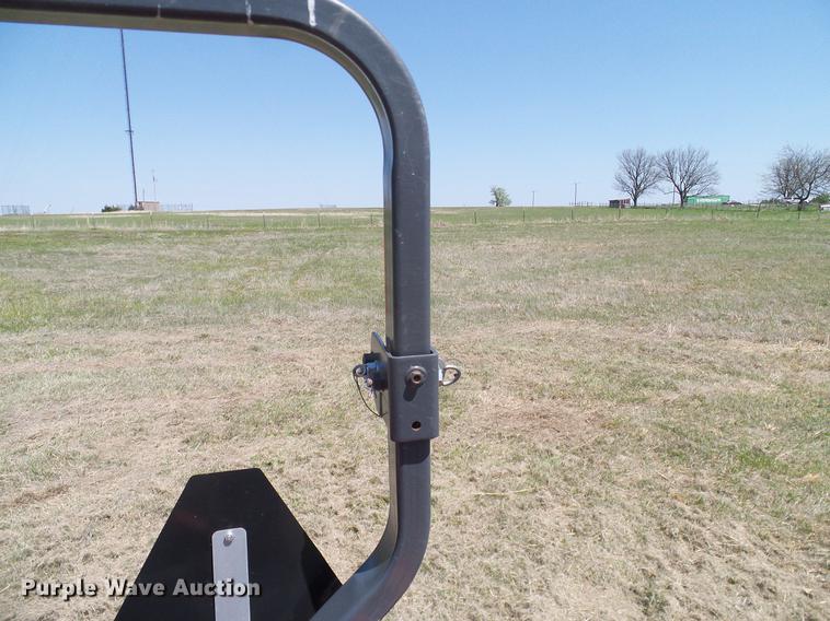 image for item DD1287 2013 Kubota L3200D MFWD tractor